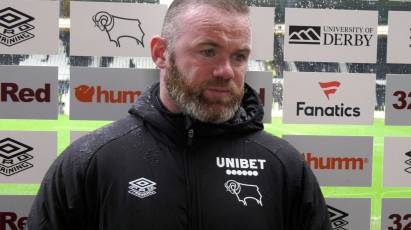 Rooney Assesses Goalless Swansea Draw