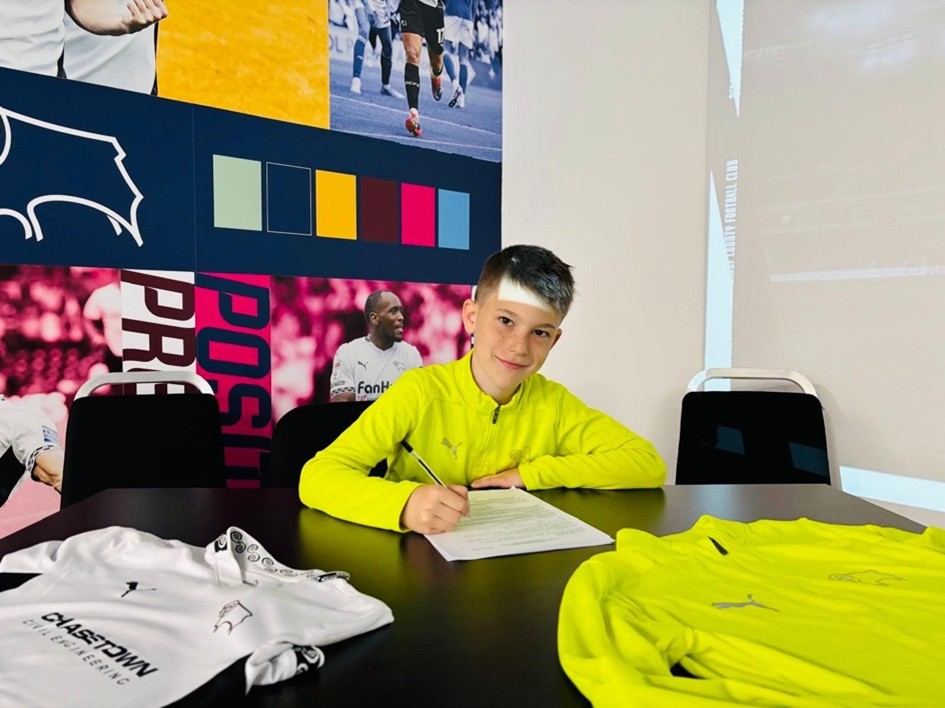 DCFC Player Image